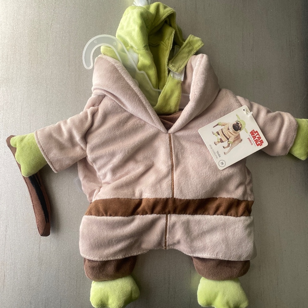 Dog costume (Yoda)